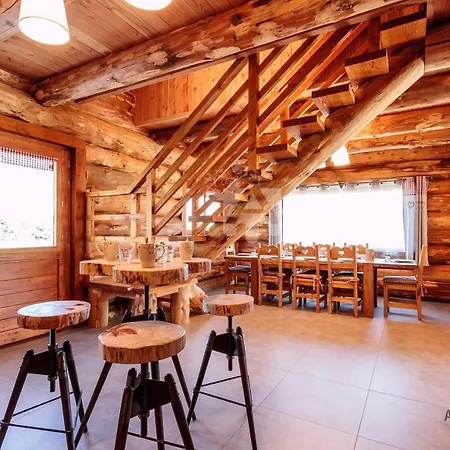 Holiday home De Fougerousse Chambon-sur-Lac